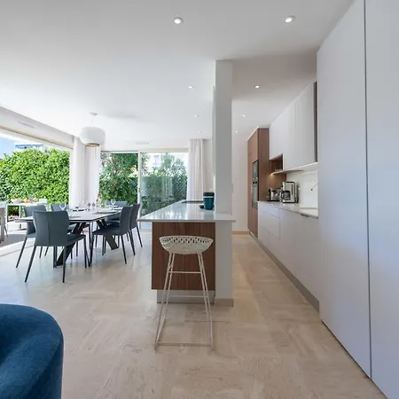 3-br Garden-level Near With Parking Cannes
